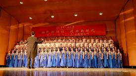 47岁李冰冰依旧美艳动人，时尚穿搭与保养秘诀大揭秘