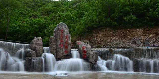 现在的男生都不想谈恋爱了吗？游戏画面